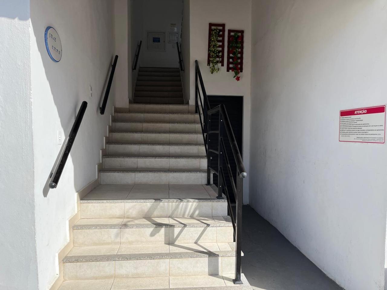 Cobertura Duplex Na Praia Grande Com Vista Para O Por Do Sol, Churrasqueira E 2 Vagas De Garagem 阿拉亚尔-杜卡布 外观 照片